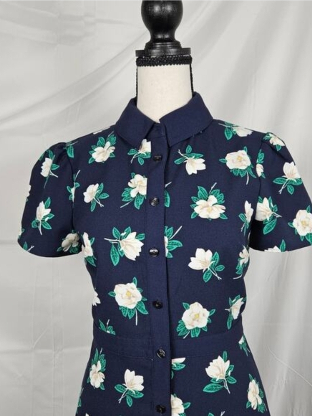 Draper James Faith Magnolia Shirt Floral Dress Button down Fit & Flare - Picture 3 of 6